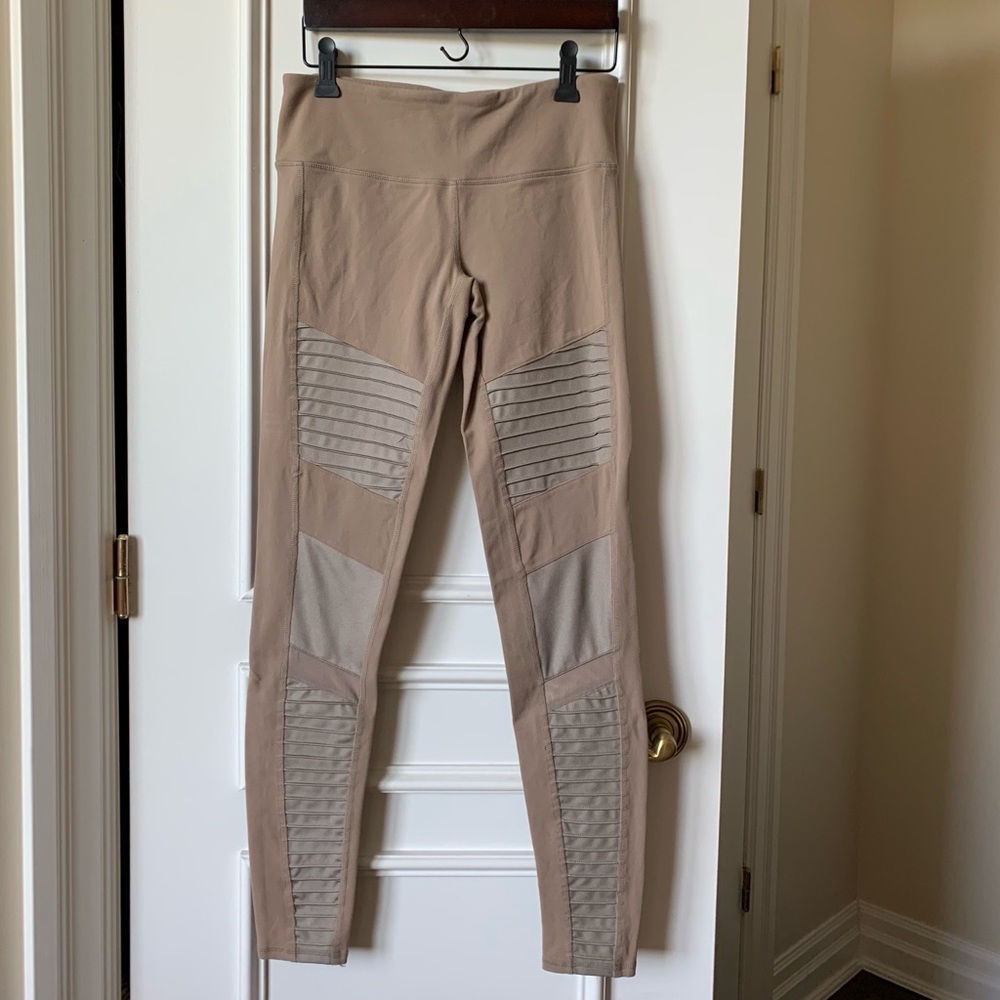 ALO Yoga Moto Leggings